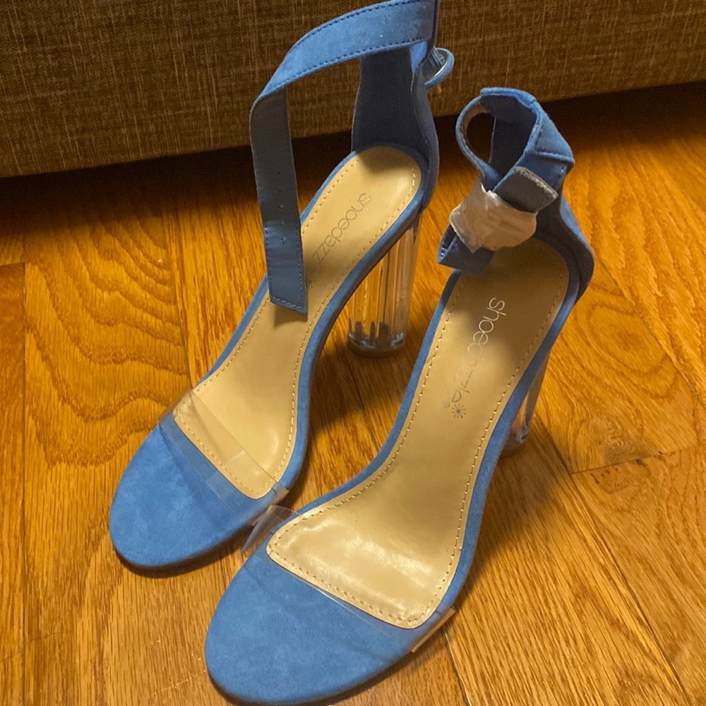 Brand new sandals